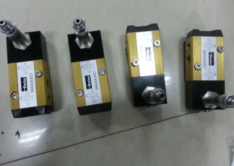 BNKAD6JNC7.jpg BNKAD6JNC7.jpg