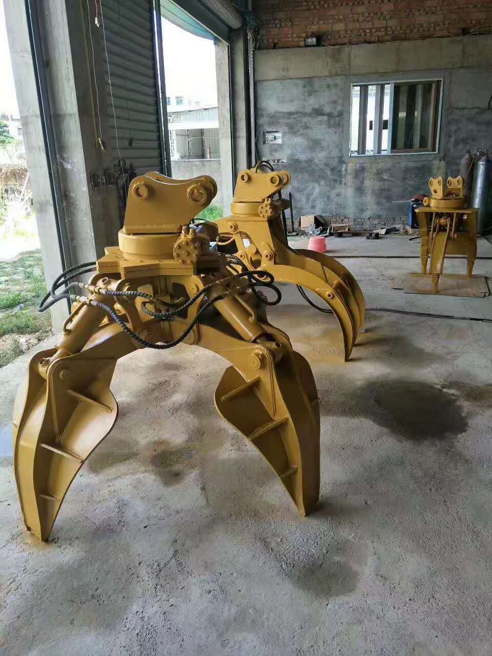 挖機(jī)屬具群.jpg 挖機(jī)屬具群.jpg